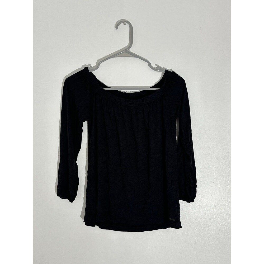 Hollister Off the shoulder top